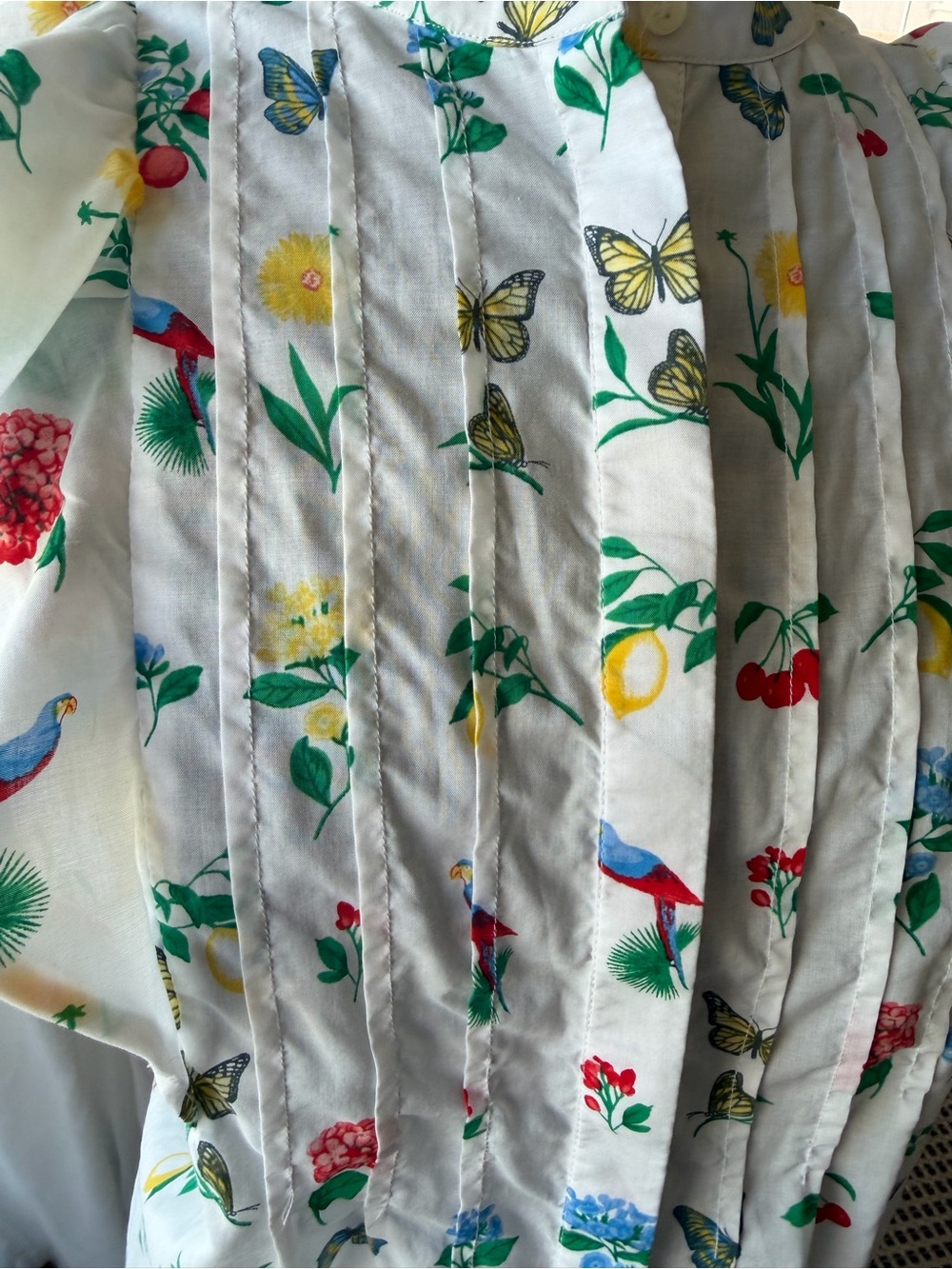Ann Taylor White Floral & Butterfly Flutter Ruffle-Sleeve Summer Fairy Blouse - Picture 3 of 6